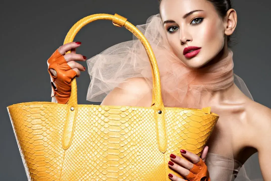 PU LEATHER HANDBAGS