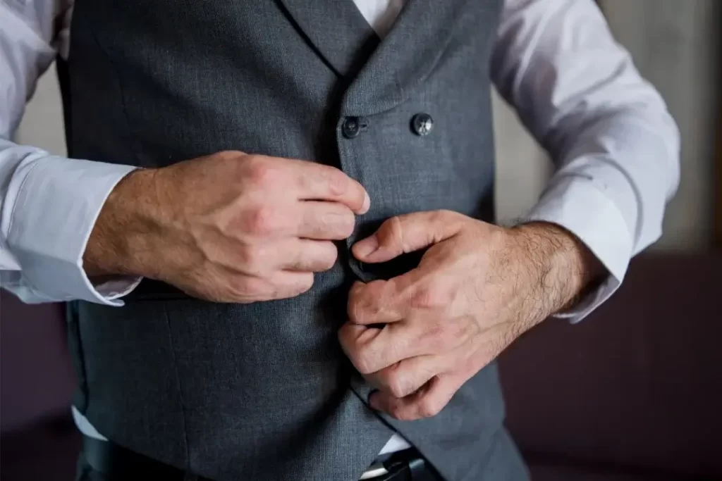 Can I use a sleeve garter on a suit jacket