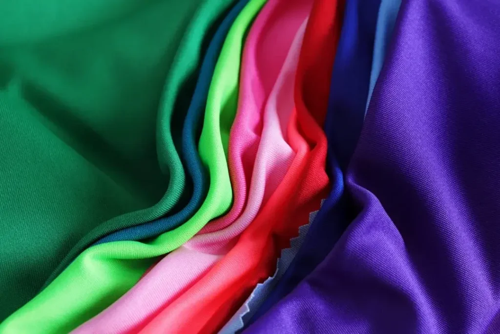 A Comprehensive Guide to 6 Types of Activewear Fabrics